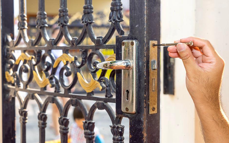 changement de serrure tarif Louvres